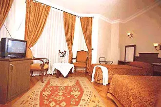 Hotel Artemis 5*
